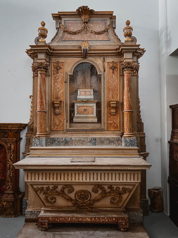 Old Altar