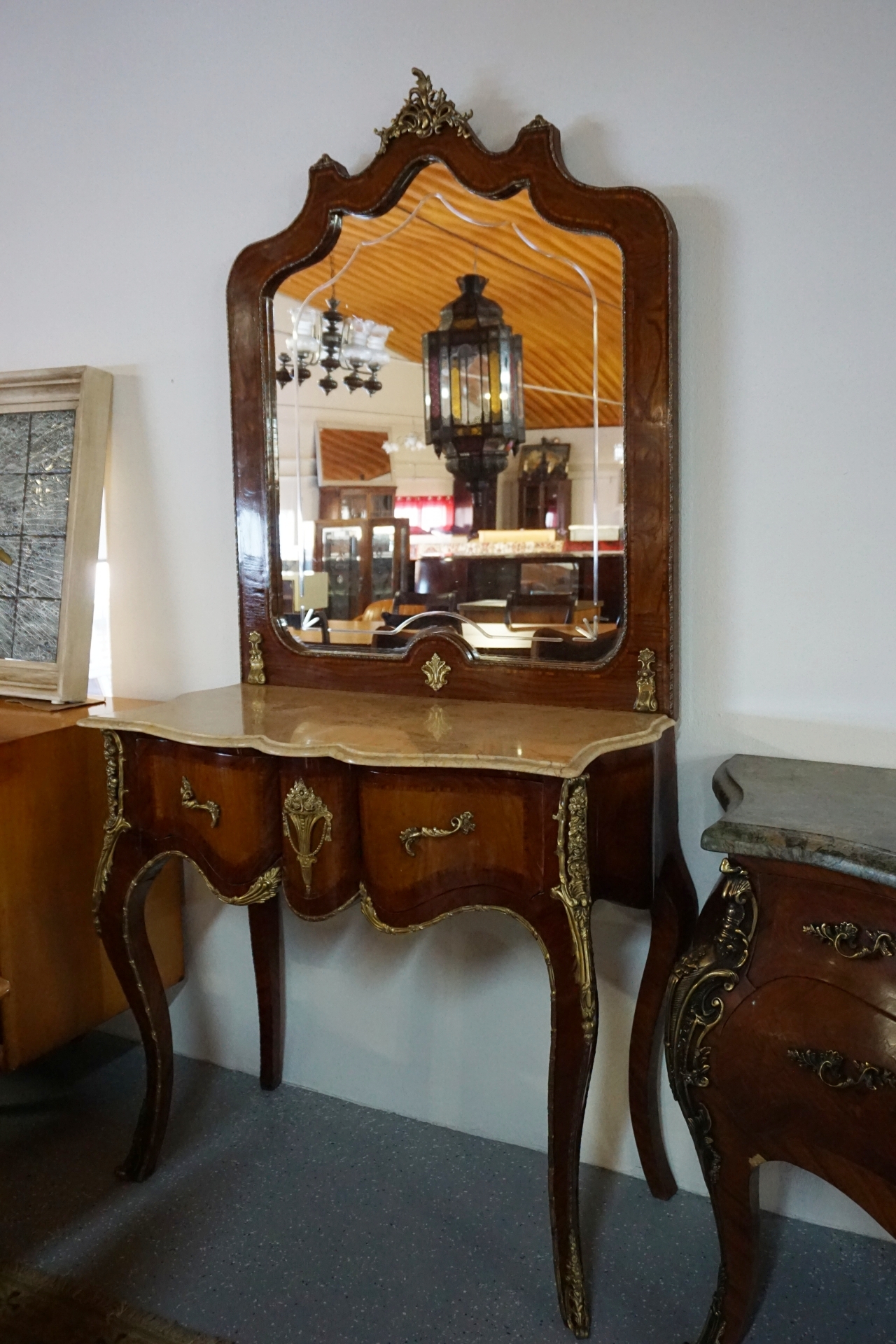 Console with mirror