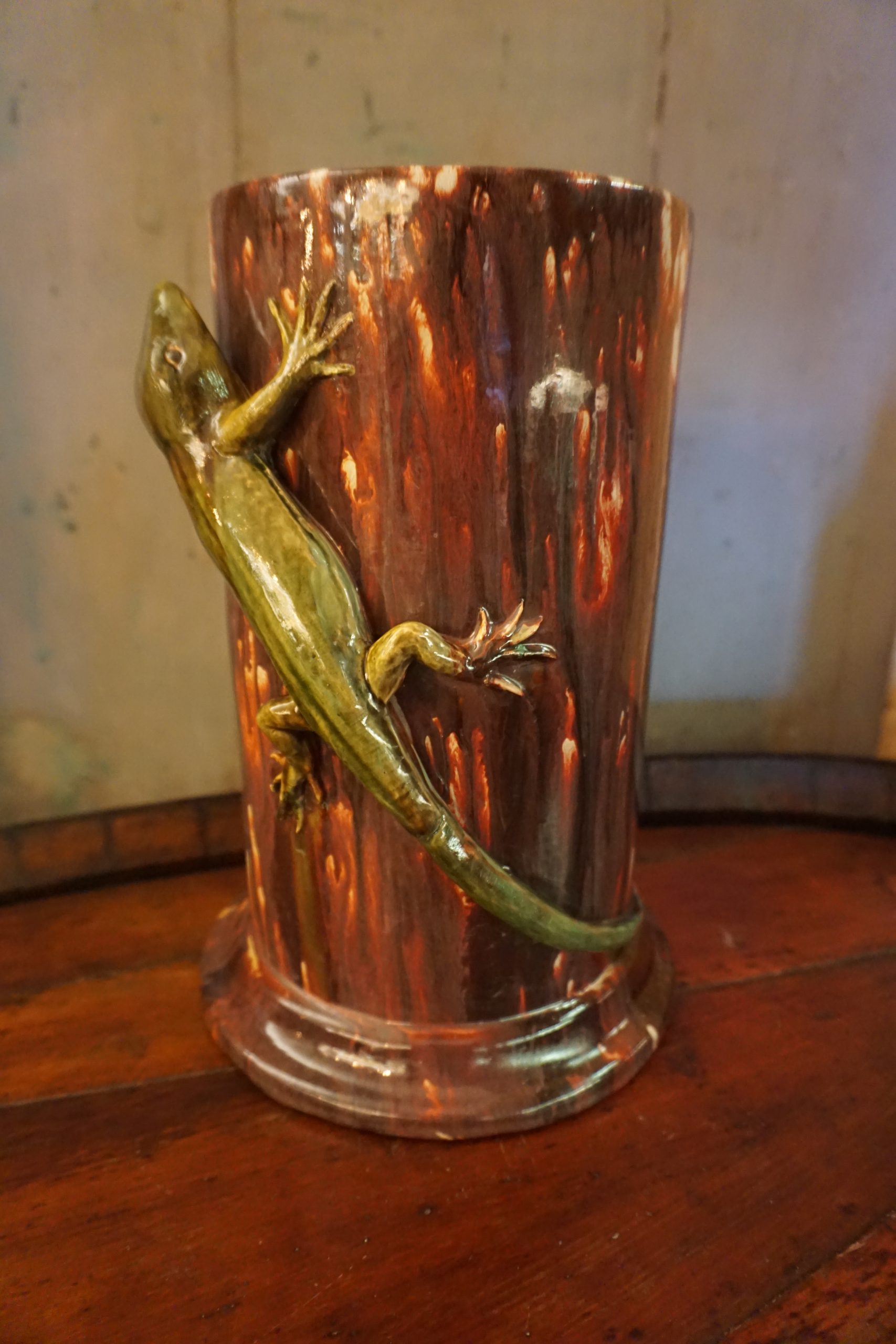 Jarro com Lagarto