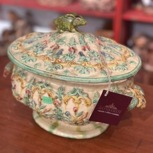Tureen
