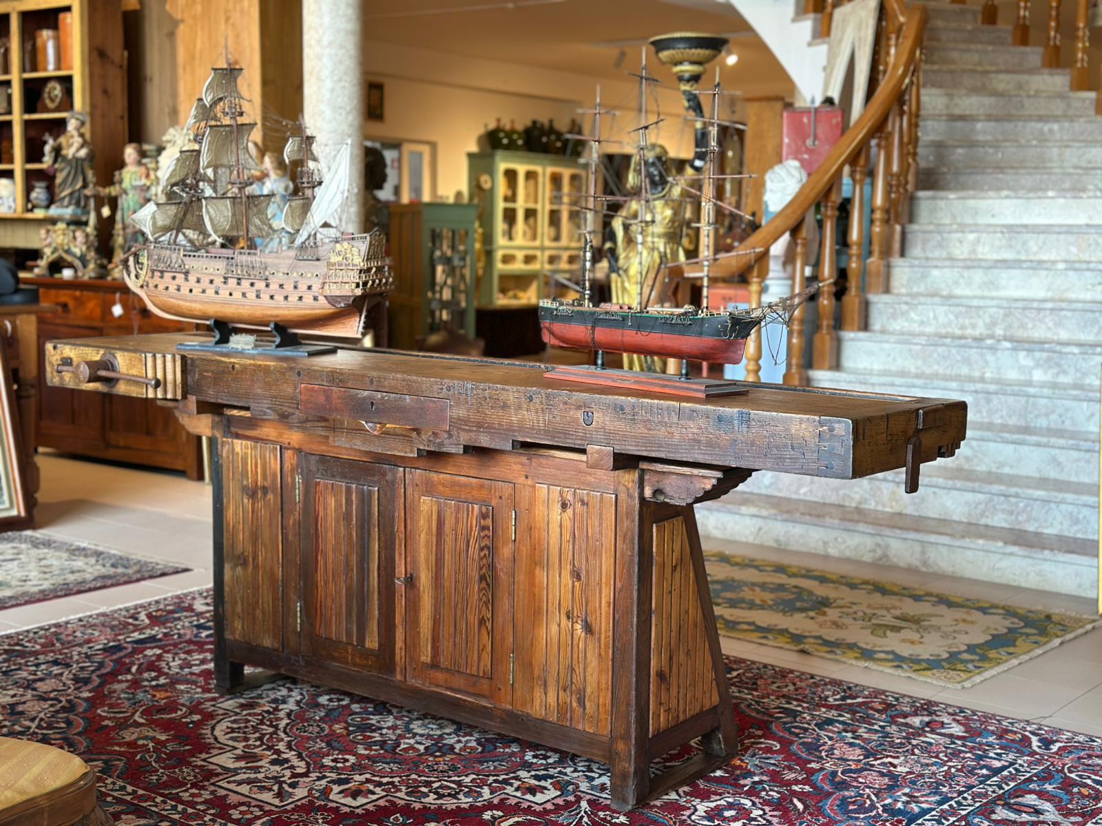 carpenter table