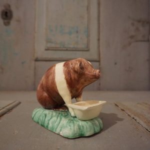 Pig toothpick holder