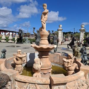 Fonte em mármore rosa