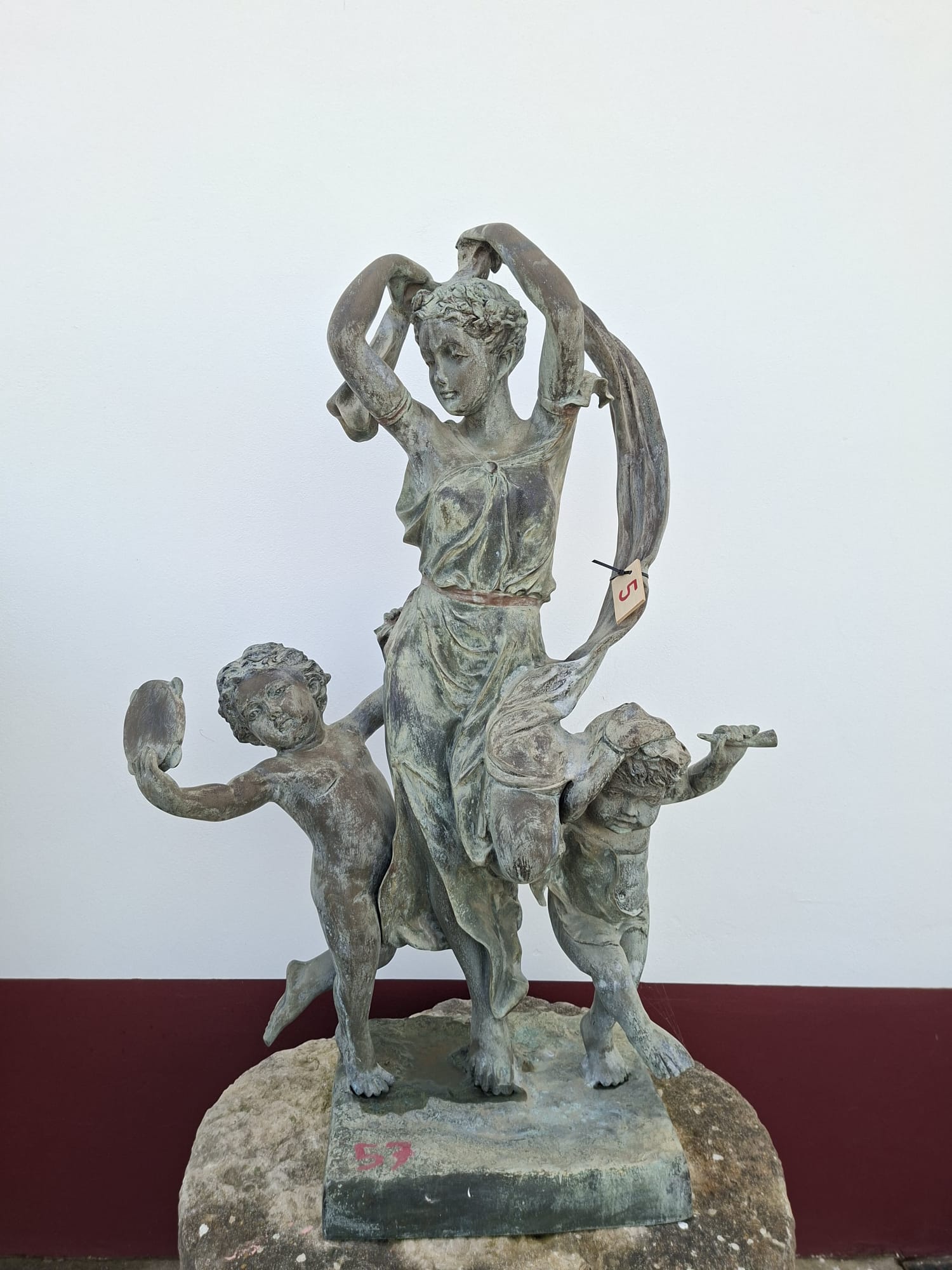Estátua em bronze