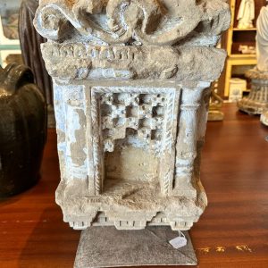 Stone window niche