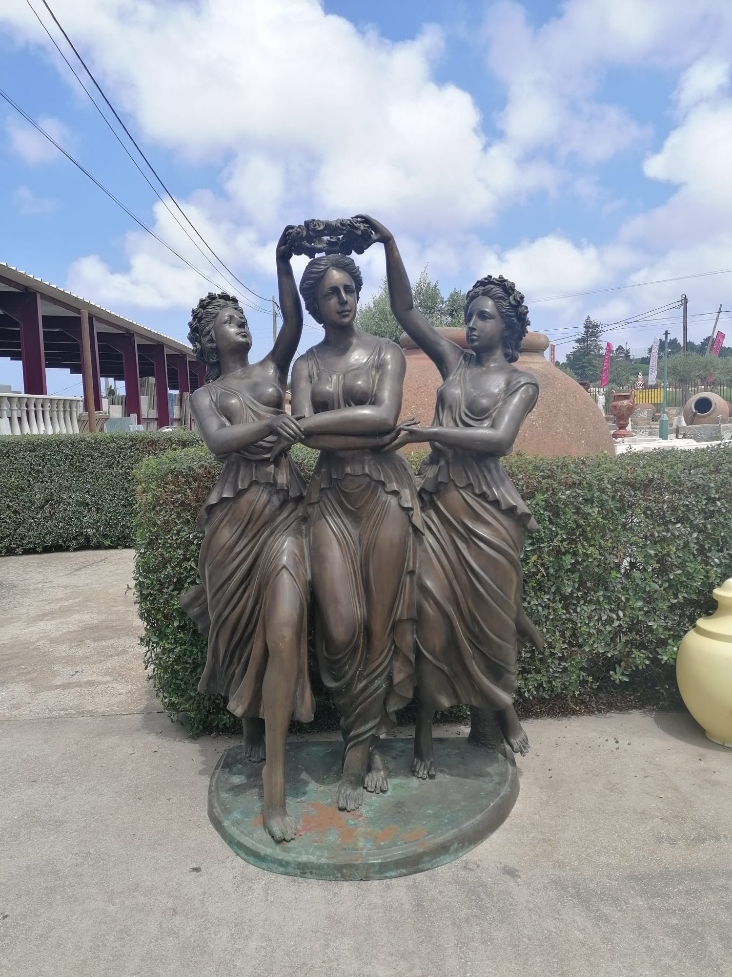 Estátua em bronze